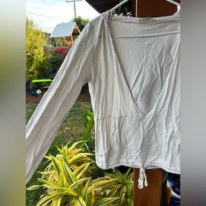 Velvet by Graham & Spencer Womens Long Sleeve Plunge Neckline Top